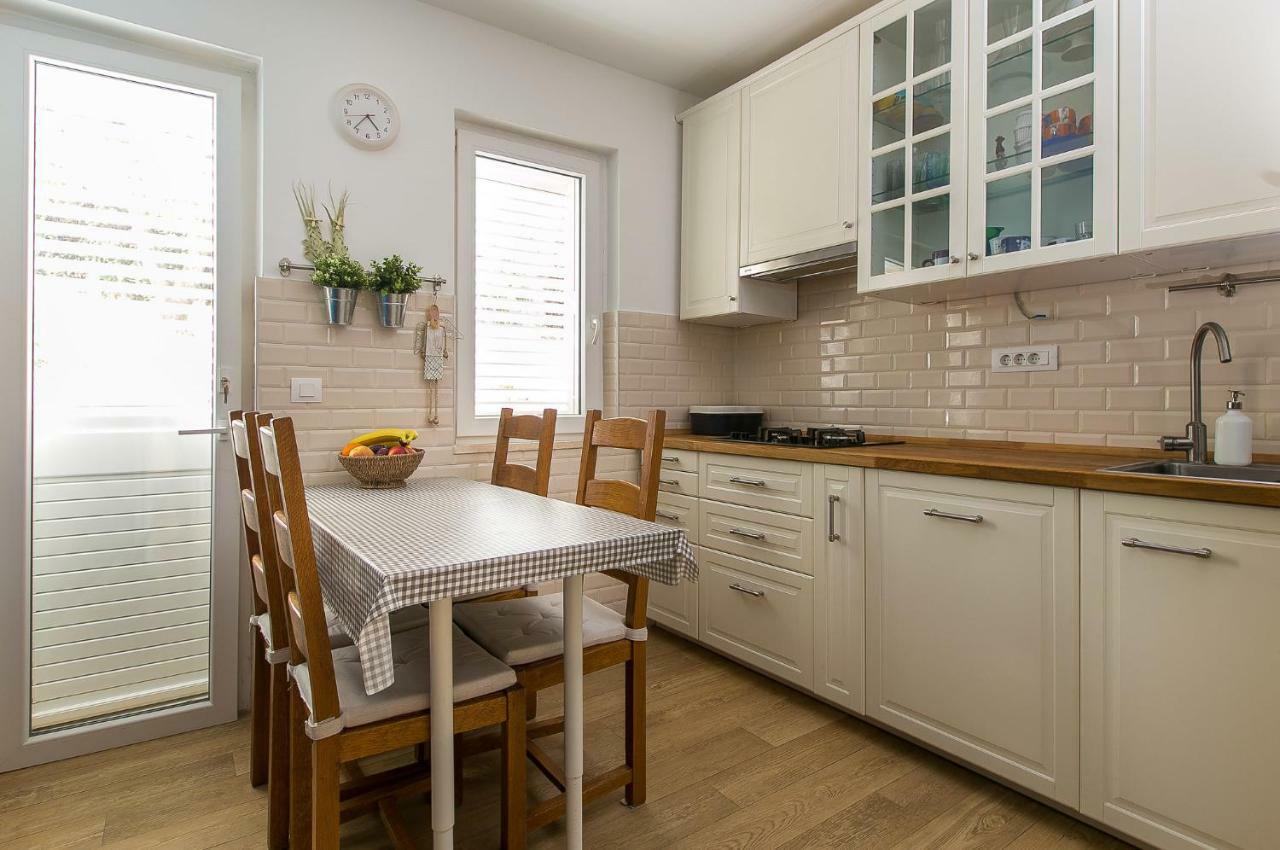 Truly Mediterranean Apartment "Spark" Корчула Екстер'єр фото
